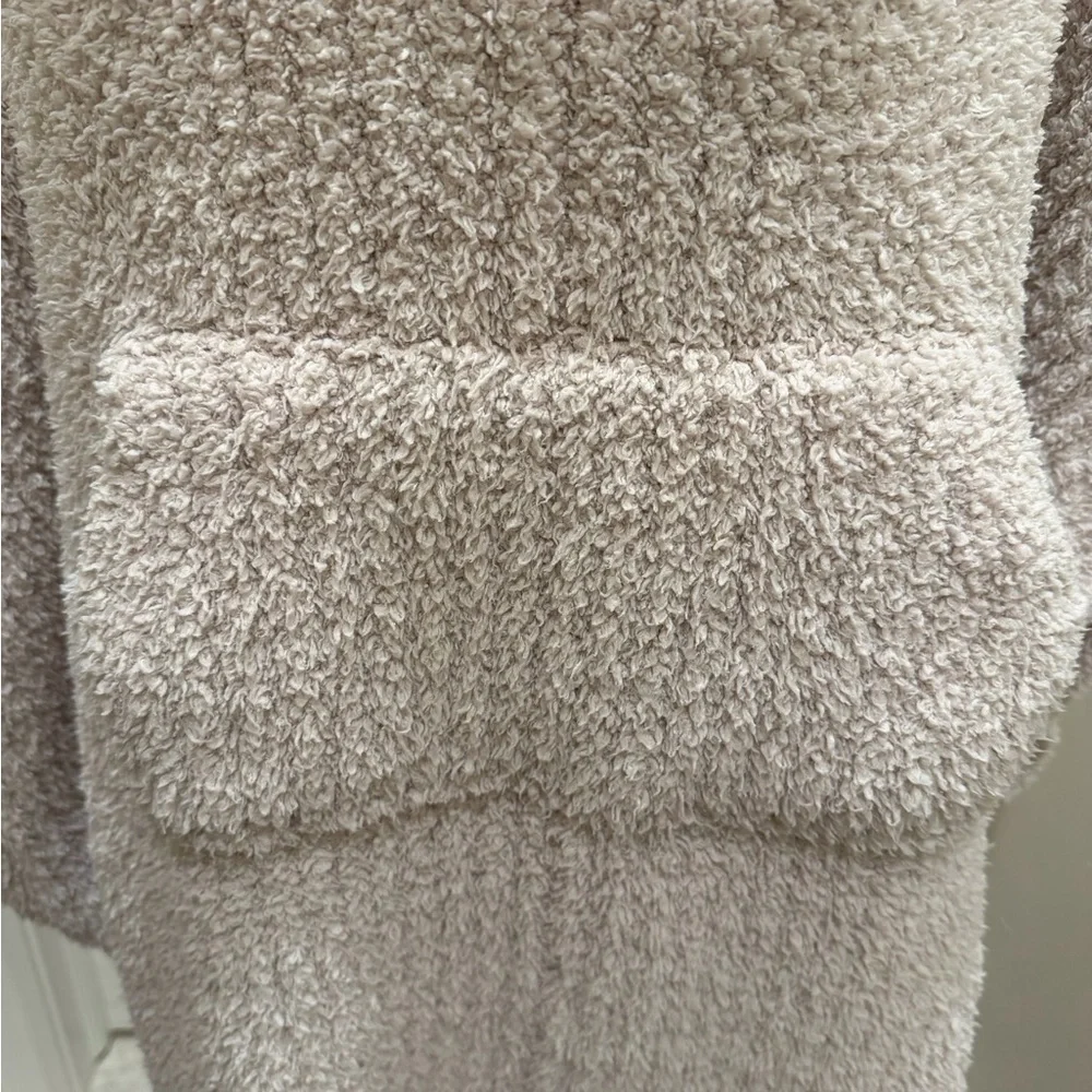 Barefoot Dreams The Cozy Women's Poncho - Picture 3 of 8